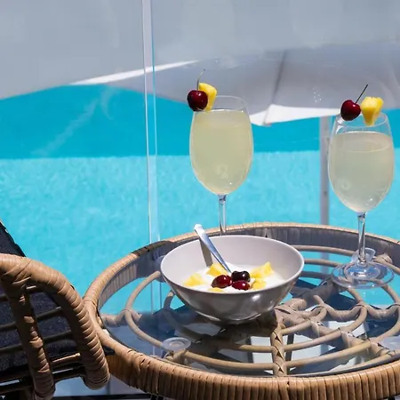 Unique Nydri (Lefkada)