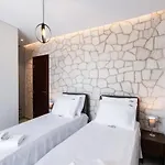 Unique Nydri (Lefkada)