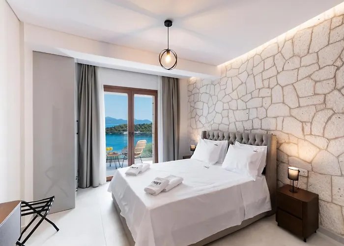 Unique فيلة نيدري